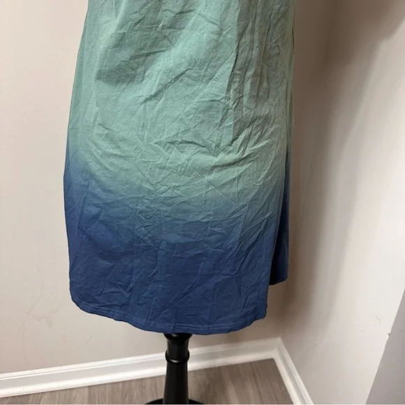 Seafoam Green & Blue Dress Ombré T Shirt Dress in Size Small - Picture 6 of 6